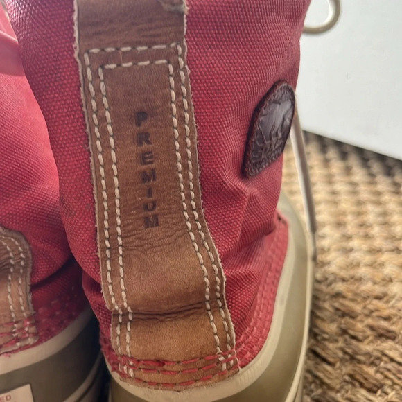 Sorel Women’s Women’s Red Boots Size 5 - Picture 7 of 11